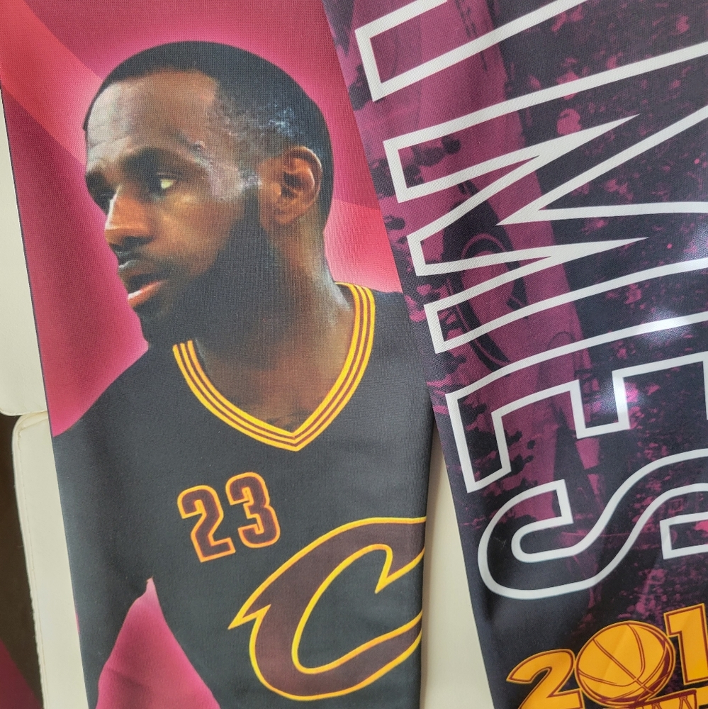LeBron James 2016 NBA Scarf ~ Cleveland Cavaliers ~ NWT